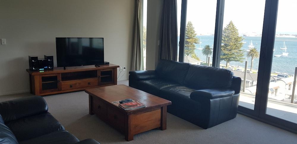 The Pacific Apartments Mount Maunganui Exterior foto